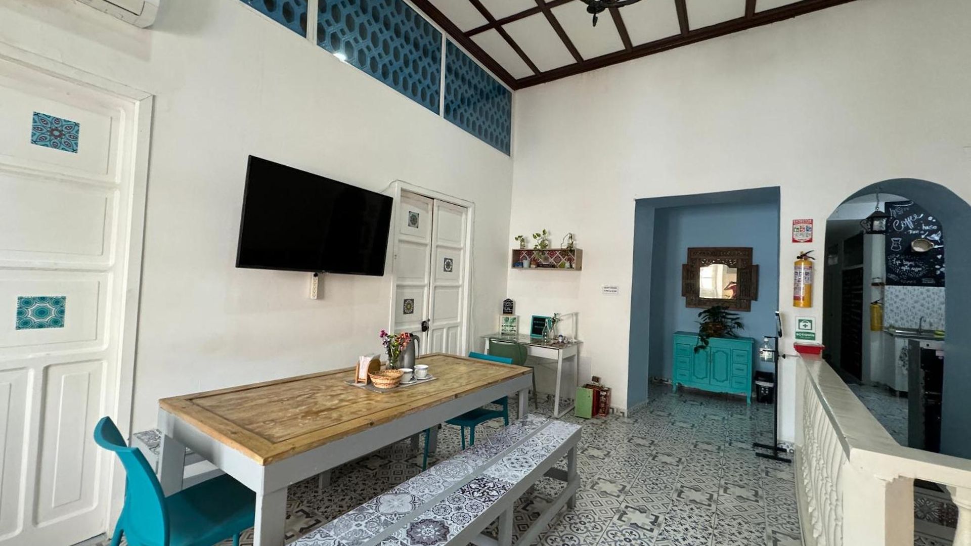 Hostal El Barrio Hostal
