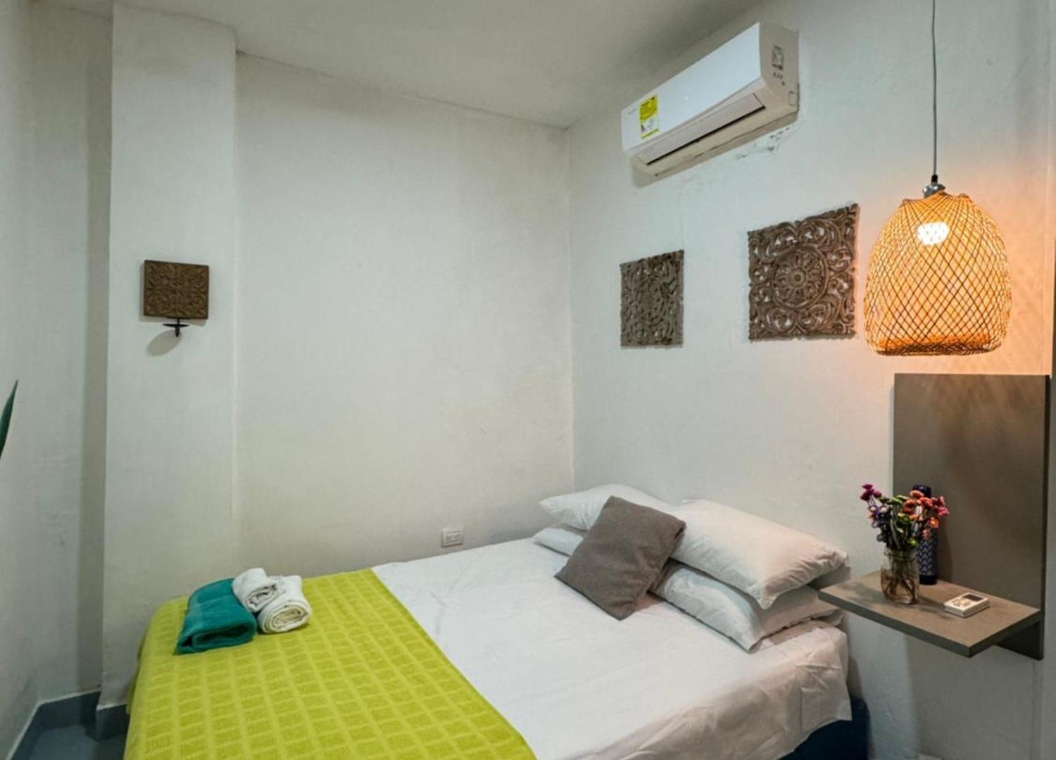 El Barrio Hostal *