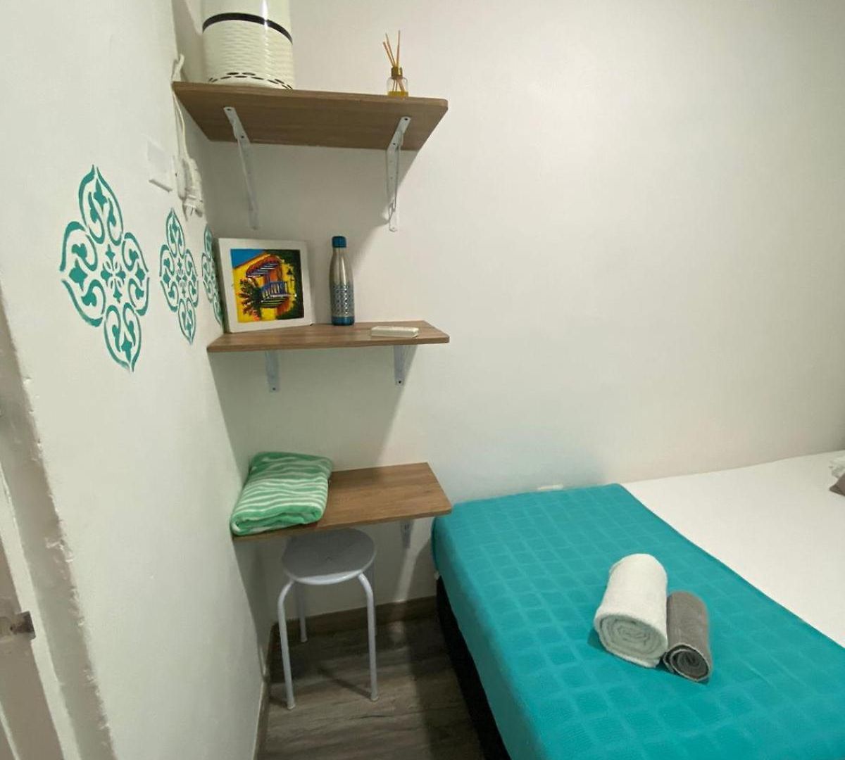 El Barrio Hostal