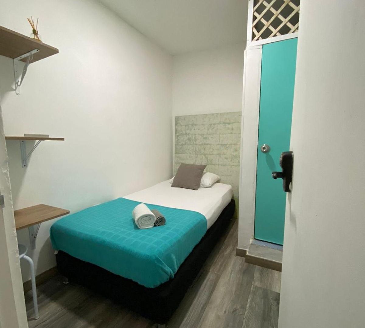 Hostal El Barrio Hostal *