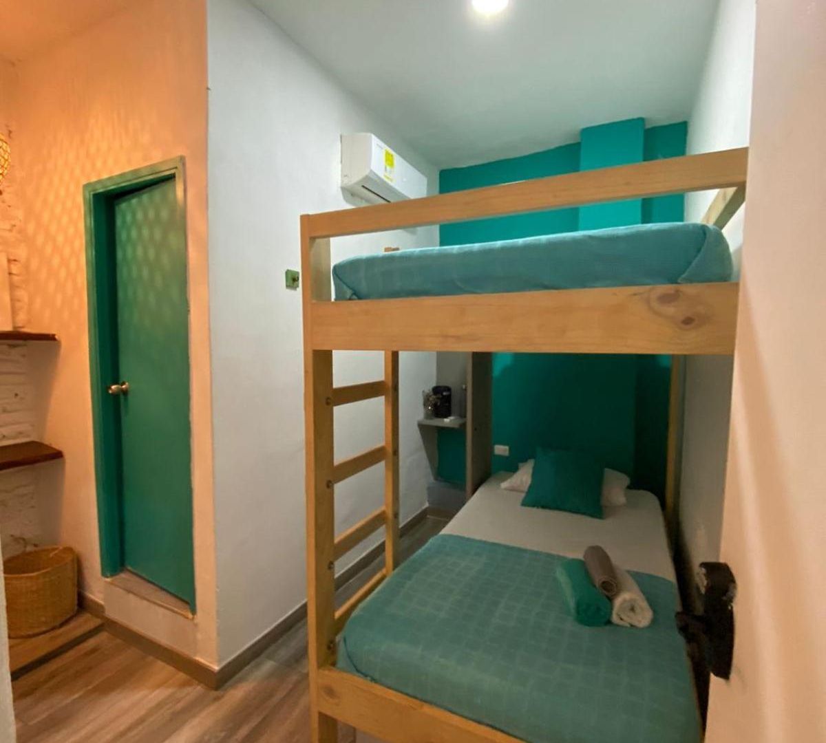 Hostal El Barrio Hostal *