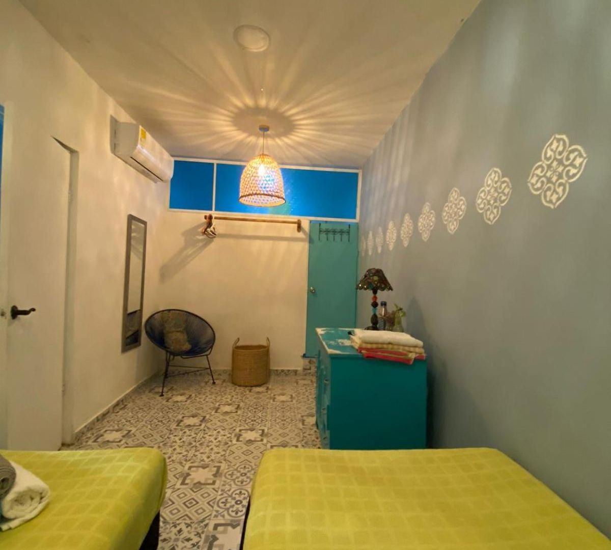 El Barrio Hostal