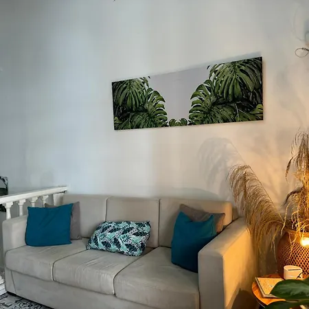 El Barrio Hostal