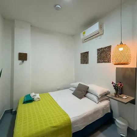 El Barrio Hostal *
