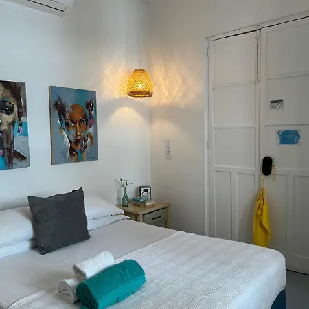 El Barrio Hostal Hostal *