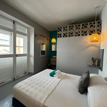 El Barrio Hostal