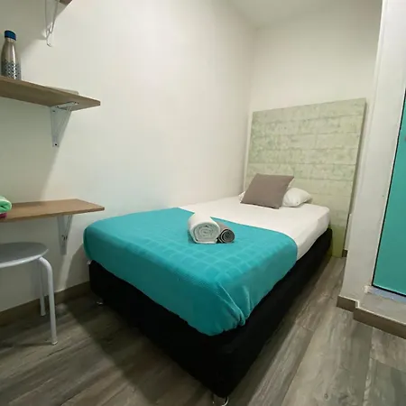 Hostal El Barrio Hostal