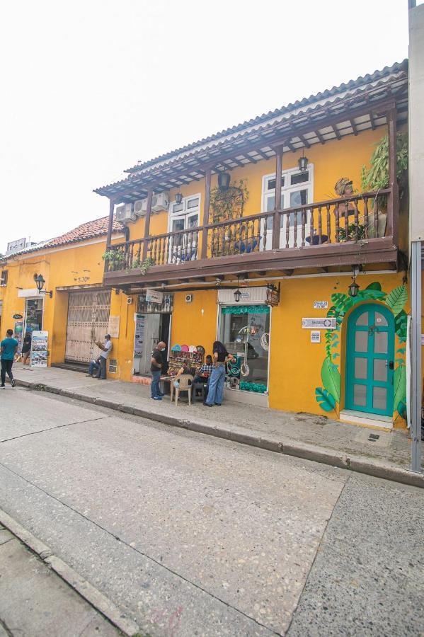 El Barrio Hostal