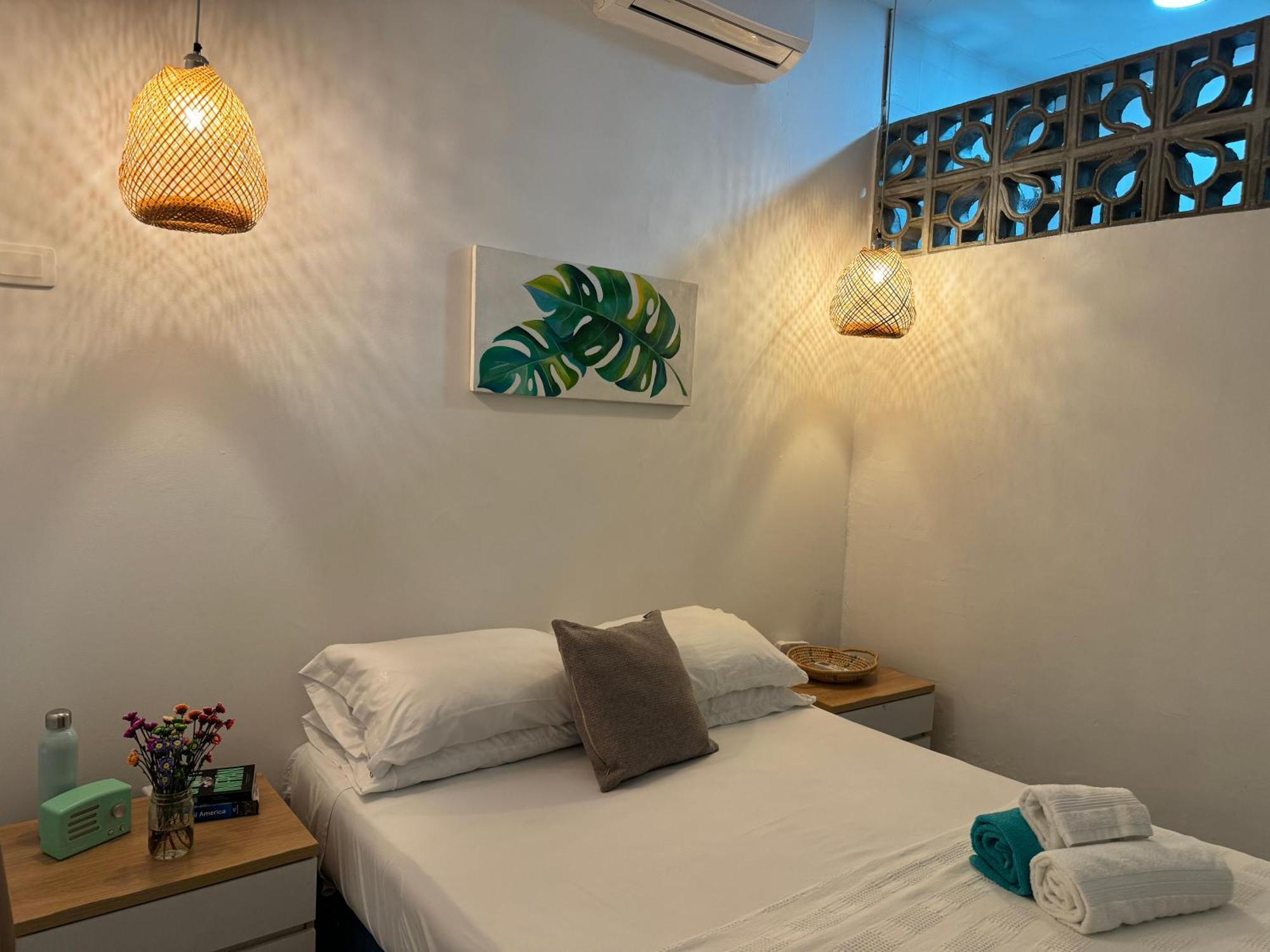 Hostal El Barrio Hostal *